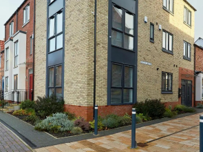 Luxury Duplex 2-Bed Apartment Fruit Market Marina