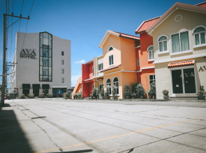 AVA Hotel (SHA Extra Plus)