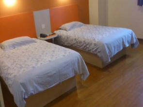 Motel 168 Nanjing Middle Gate Bus Station