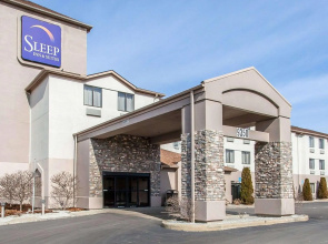 Sleep Inn & Suites Near I-90 and Ashtabula