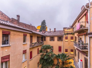 Delightful Carbonesi || The Place Bo Apartments