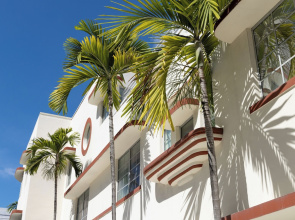 Collins Court South Beach