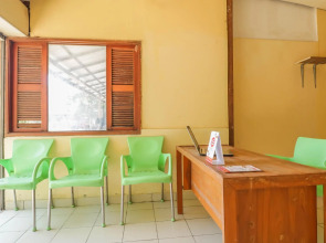 OYO 1755 De'balcon Accomodation Near Ngurah Rai Airport