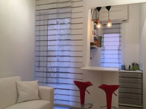 Superb White Flat