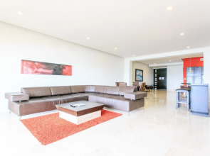 Okol Paraiso by Riviera Rentals