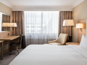 Renaissance London Heathrow Hotel