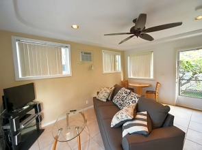 Waimanalo Beach Cottages