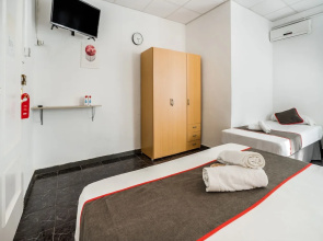 Hostal Patio de la Luna by OYO Rooms