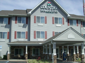 Country Inn & Suites by Radisson, Charleston South, WV
