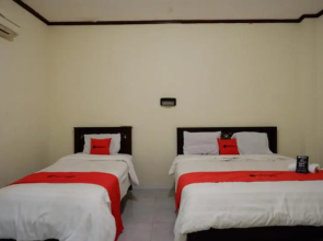 Hotel Citra Indah by Reddoors