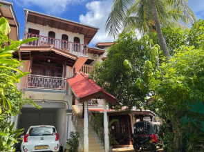 Flamingo Guest house