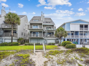Pelican Pointe 3B