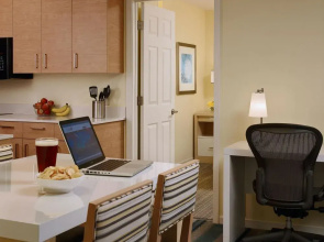 Wyndham Summerfield Suites