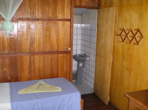 Dolphin Lodge