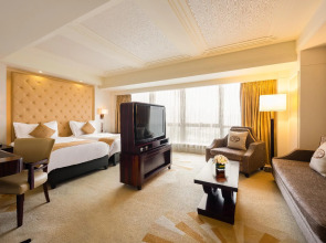 Paramount Gallery Hotel