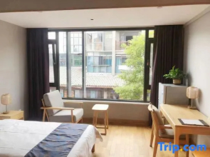 Yichun Dequan Hot Spring Hotel