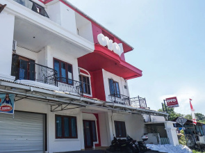 Oyo 776 Bless House