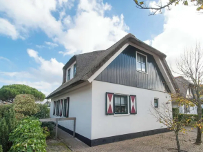 Villa With View Over the Park De Buitenplaats