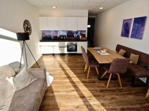 Chalet West