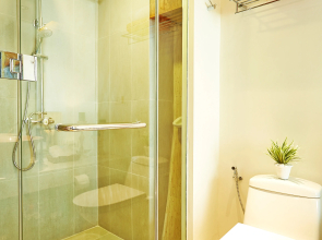 Отель Bandara Beach Resort, Phuket