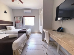 Days Inn By Wyndham Playa Del Carmen