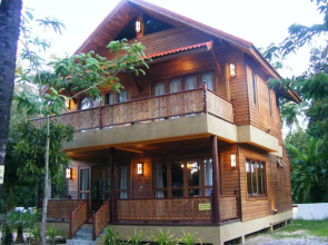 Baan Nana Villas