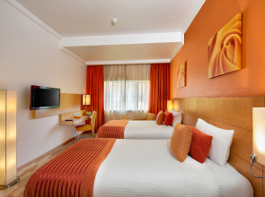 Al Khoory Executive Hotel