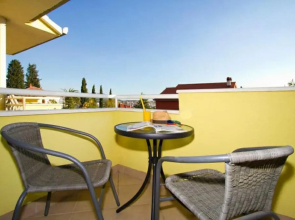 Beautiful villa - private heated pool, parking, BBQ near Split