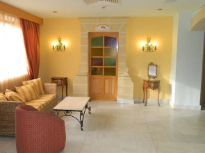 Sunflower Hotel
