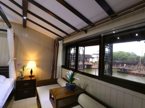 Wu Town Sijing Bieyuan Boutique Hostel