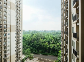 Comfort 2BR at 15th Floor Podomoro Golf View Apartment