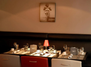 New Hotel Charlemagne