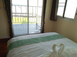 Bo Tree Cottage on The River