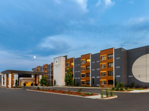 DoubleTree by Hilton Kingston