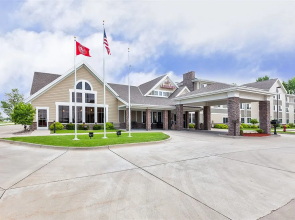 AmericInn by Wyndham Monmouth