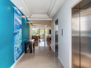 Yacht Harbour Tower 2
