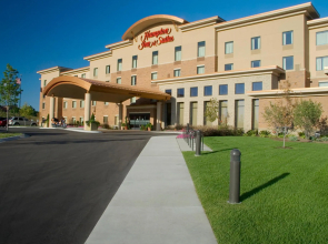Hampton Inn & Suites Madison-West