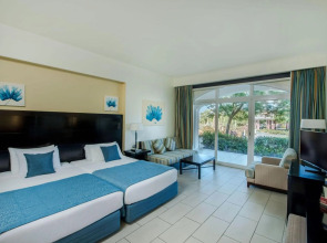 Отель Reef Oasis Blue Bay Resort Families & Couples Only