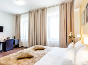 Kreutzwald Hotel Таллин