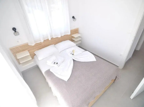 Zennova 29 Vourvourou Garden House