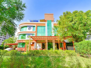 Siddharth Corporate By FabHotel