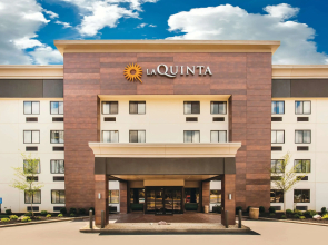 La Quinta Inn & Suites by Wyndham Cincinnati NE - Mason