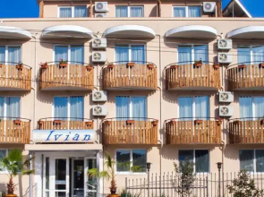 Ivian Family Hotel
