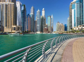 Al Khoory Atrium Hotel