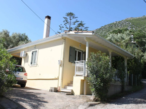 Lefkada Summer House Near the Beach