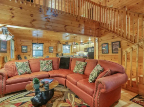 Elk Run On Cosby Creek - 2 Bedrooms, 2 Baths, Sleeps 7 Cabin by RedAwning