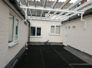 Fun 4-bed Apartment in Birmingham Central