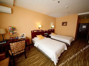 Xichang First Dynasty Hotel (Yuecheng Square Branch)