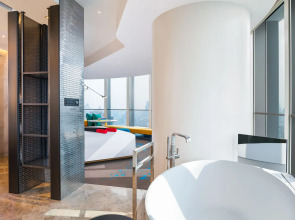 W Shanghai - The Bund