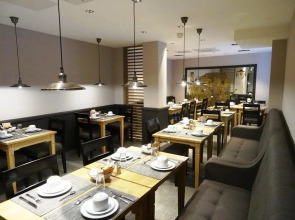 Hotel Albert 1er Paris Lafayette